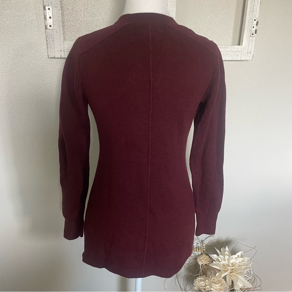 GAP Women's Burgundy Crew Neck Sweater - Picture 4 of 8